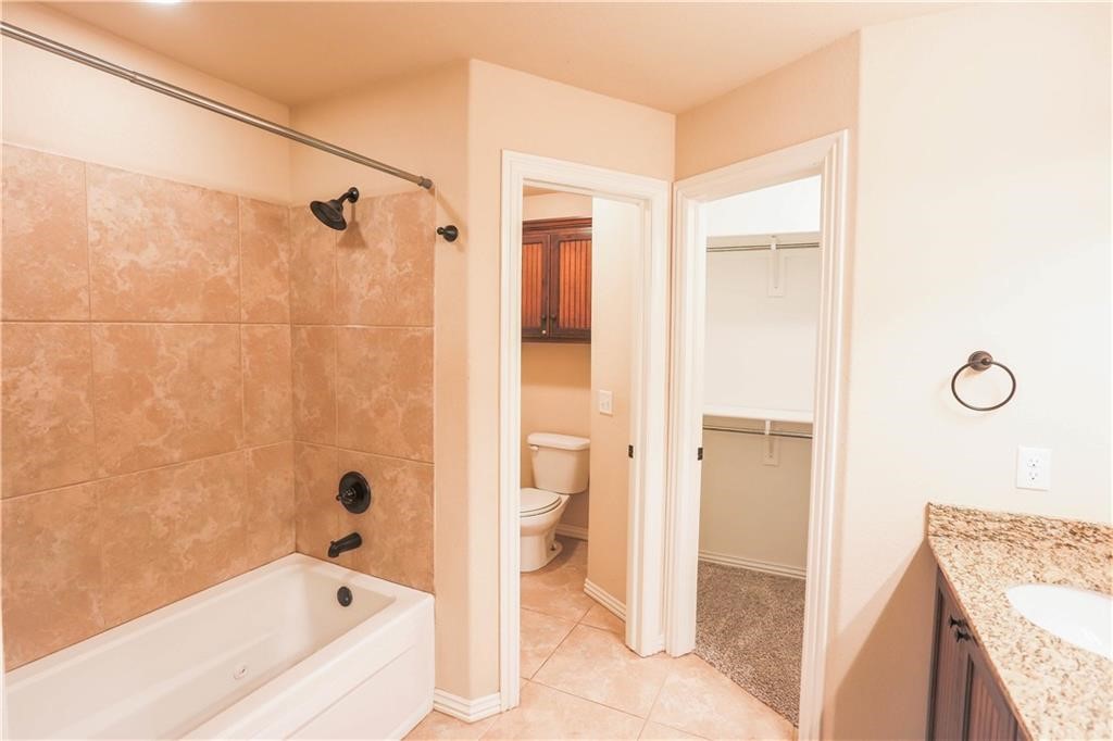 Foxbriar Sub Ph 1 Rogers - Residential Lease