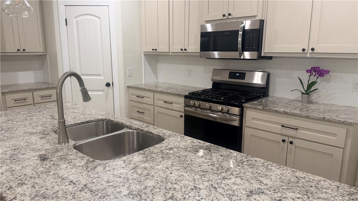 HICKORY MEADOWS S/D PH 1 - Residential