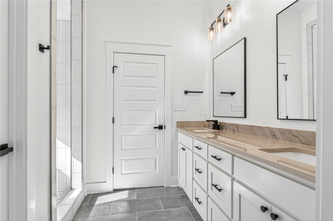 Wells Lake Cottages At Chaffee Crossing - Residential