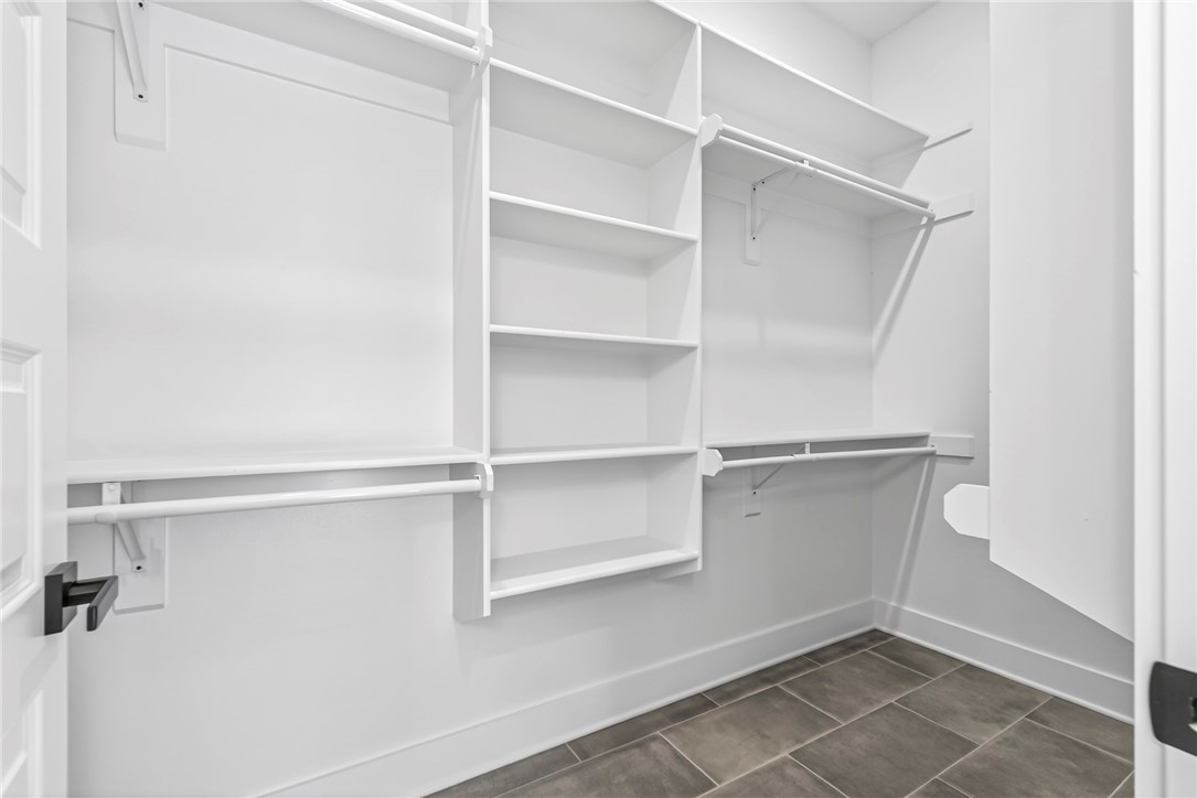 Wells Lake Cottages At Chaffee Crossing - Residential