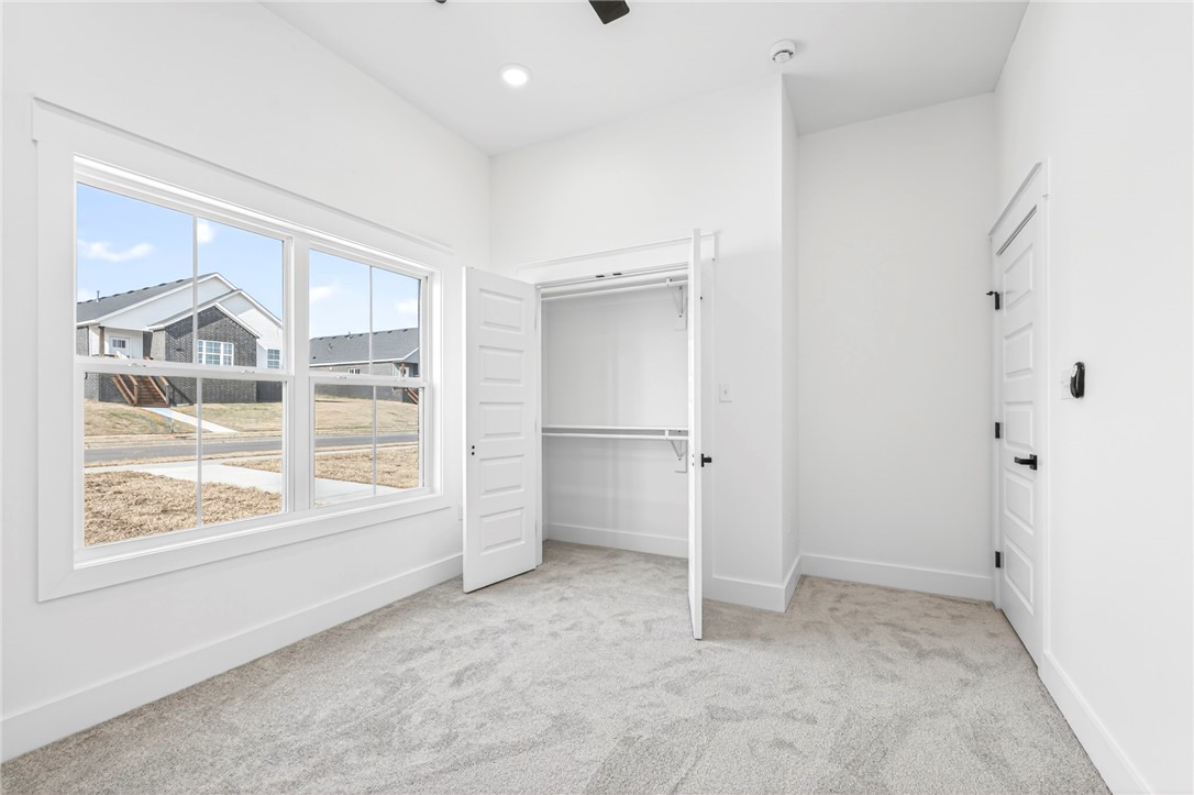 Wells Lake Cottages At Chaffee Crossing - Residential