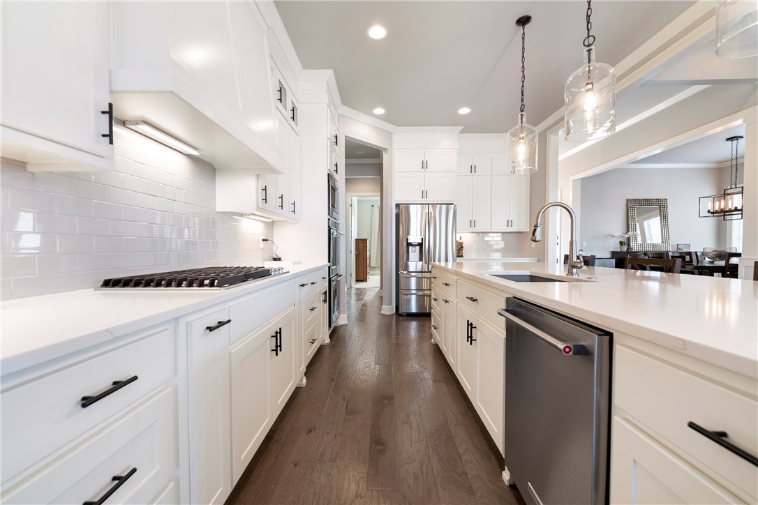 Shadow Valley Ph Ix Rogers - Residential