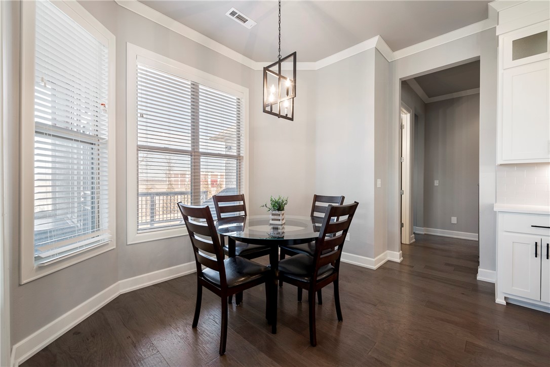 Shadow Valley Ph Ix Rogers - Residential