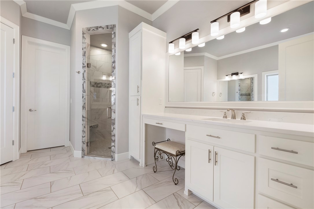 Shadow Valley Ph Ix Rogers - Residential