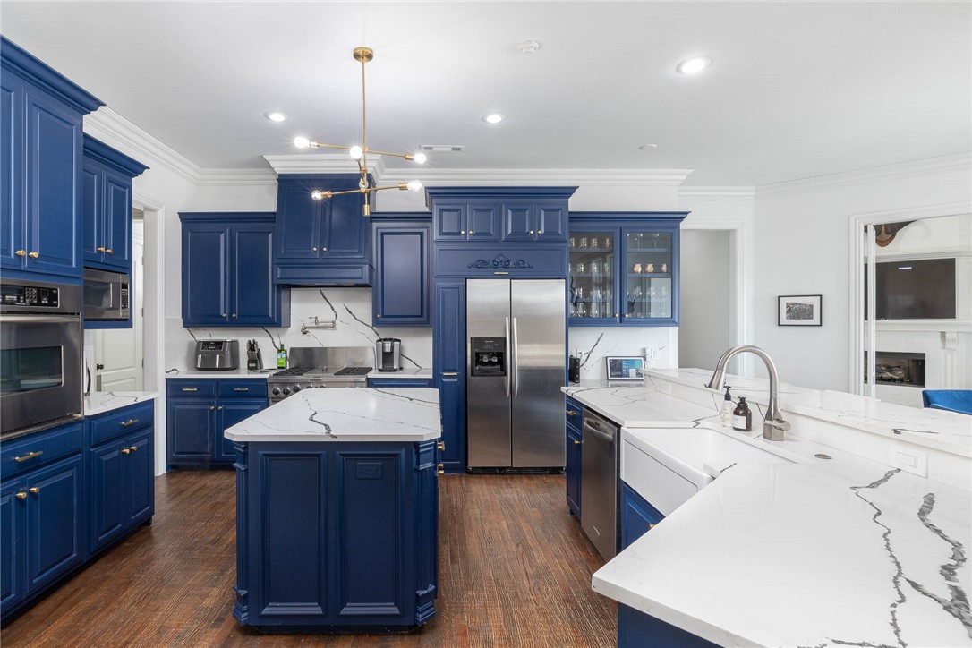 Waterford Estates At Hissom Ranch - Residential