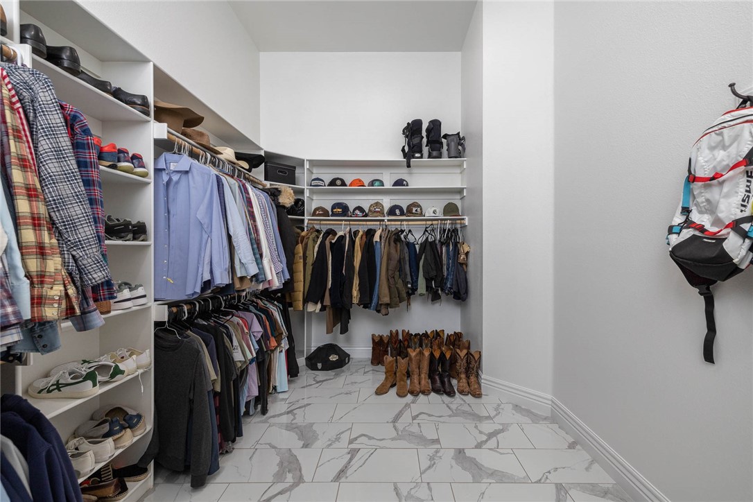 Waterford Estates At Hissom Ranch - Residential