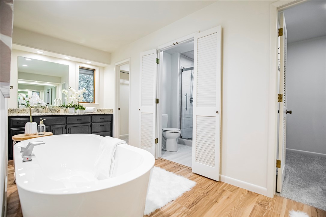 Country Club Estates - Residential