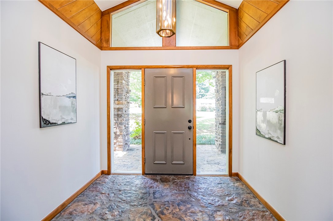 Country Club Estates - Residential