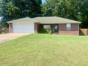 Welcome HOME.. This 3 BR, 2BA Traditional Home sits at the end of a quiet cul-de-sac in the popular Willow Oaks Estate. Minuets from Dardanelle Primary Elementary and the local community Tornado shelter. Has a LARGE backyard with a privacy fence ready for you & your family to come home & relax. CALL TODAY to take a peek.