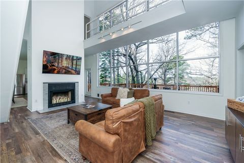 Photo of 1 Drennon Drive, Eureka Springs, AR 72632 (MLS # 1331153)