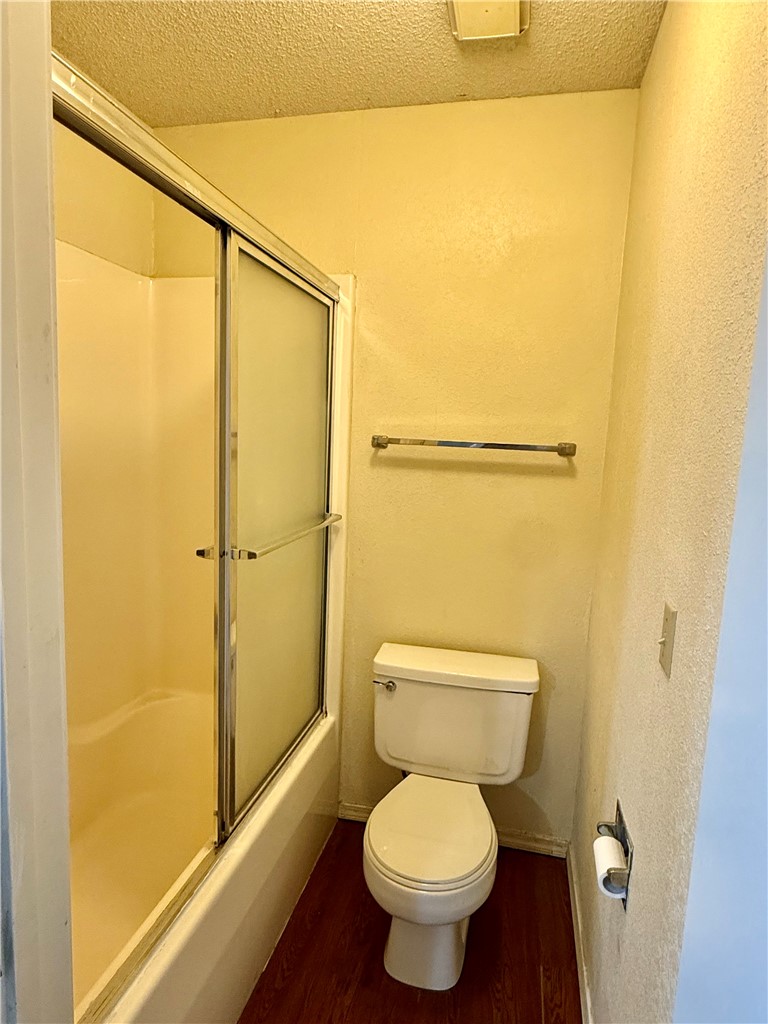 Metfield Courts Bvv - Residential Lease