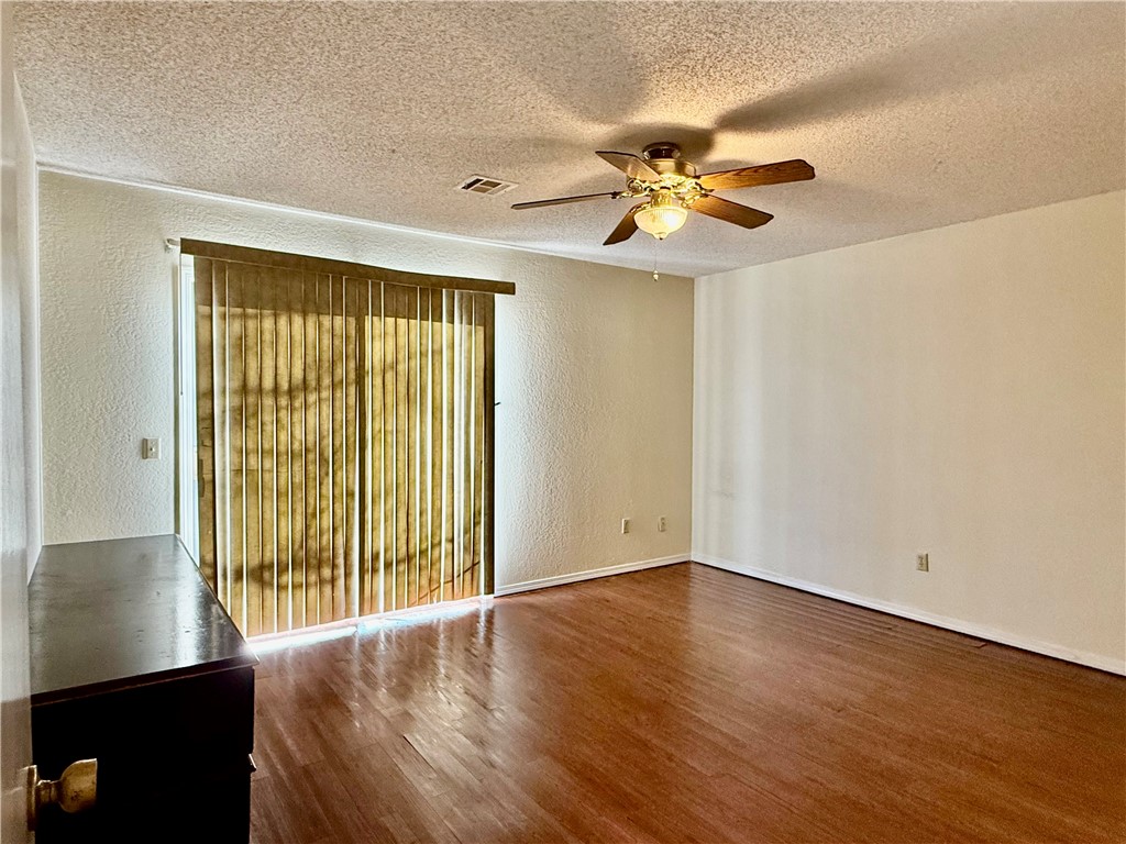 Metfield Courts Bvv - Residential Lease