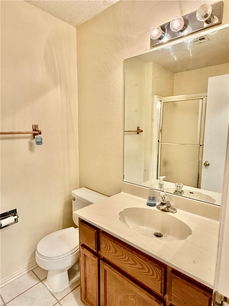 Metfield Courts Bvv - Residential Lease