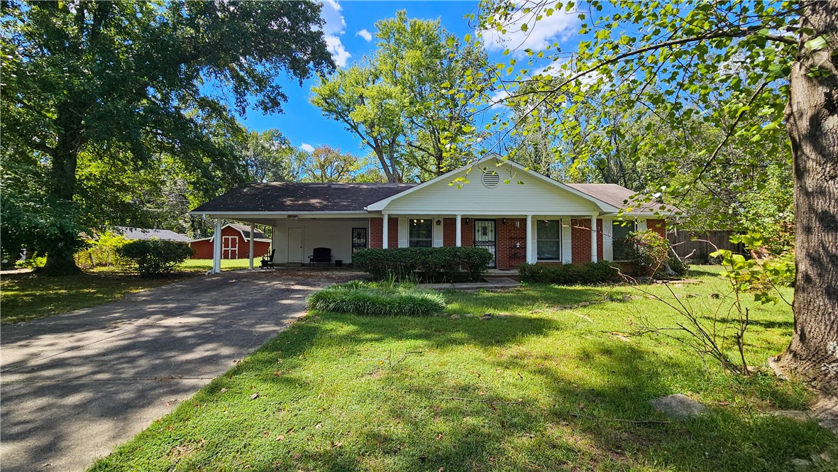 Westwood-Pecan Lake - Residential