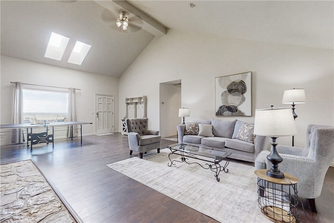 09-20-34-RURAL - Residential