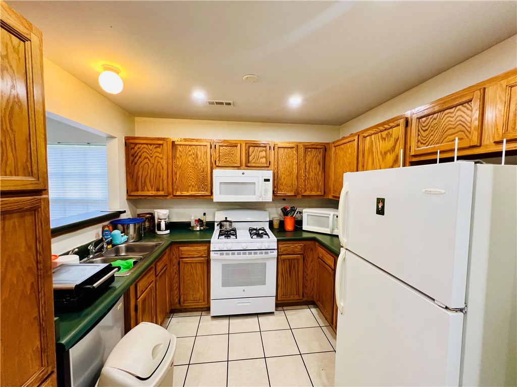 Oakwoods Sub Ph I - Residential