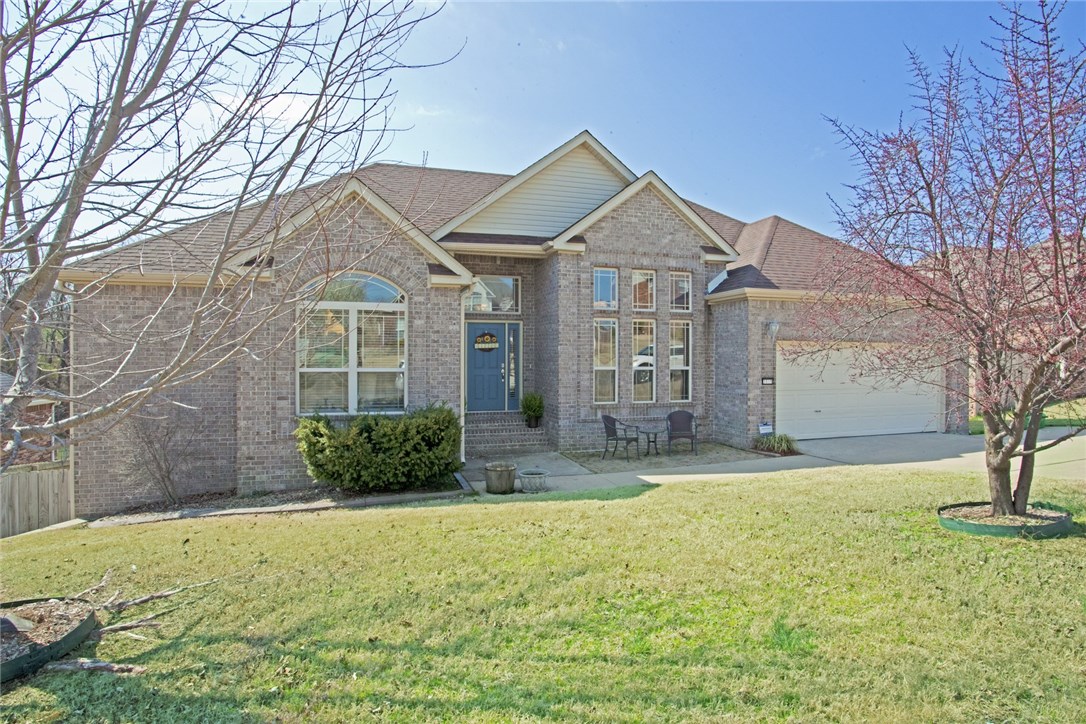 REMODELED and back on the Market!!! This wonderful home has new counter tops throughout the house with beautiful granite in the kitchen. The new bathroom counters tops have under mount sinks for easy cleaning. Fresh paint and ready for your personal touch, this home features an inviting screened in porch overlooking the horse pasture, recent wood floors and carpet and tons of storage space. In addition, this home has been pre-inspected and backed by a 2-10 Home warranty for your protection.