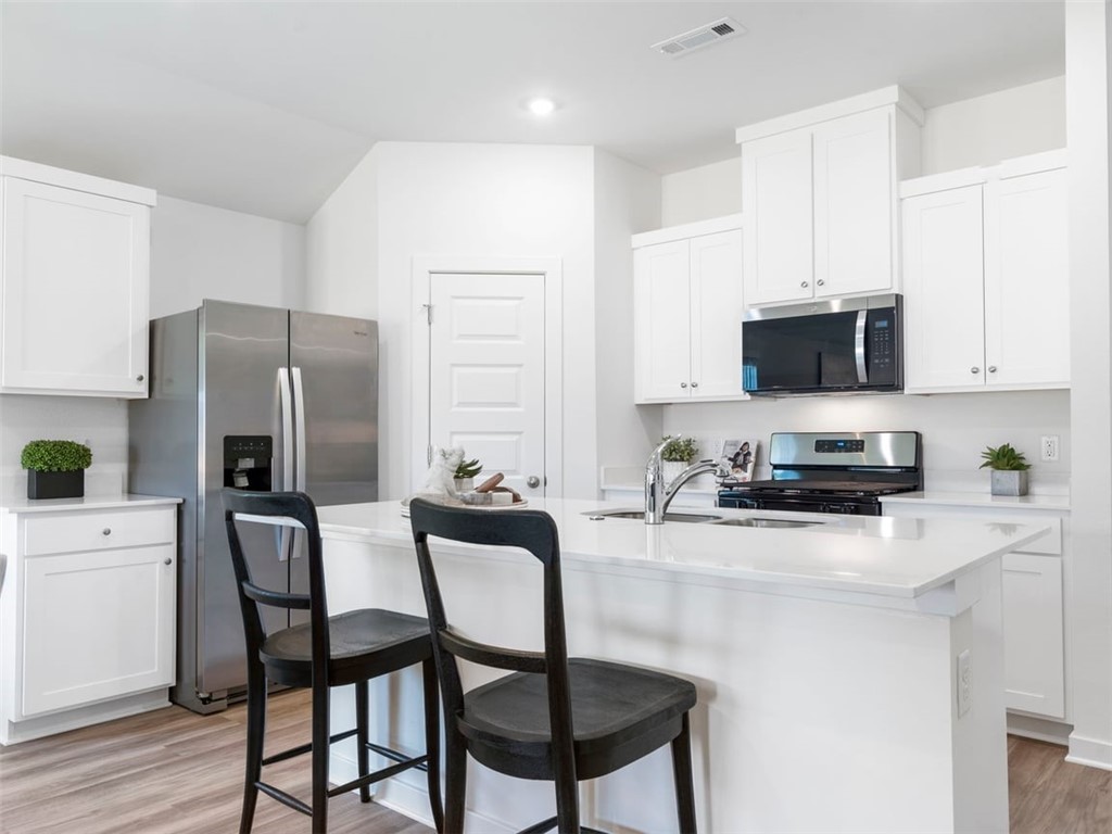 Wagon Wheel Crossing - Residential