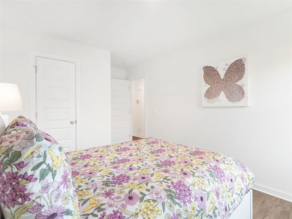 Wagon Wheel Crossing - Residential