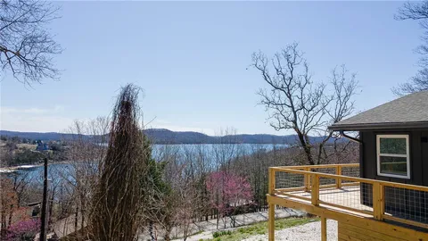 MLS: 1301824
