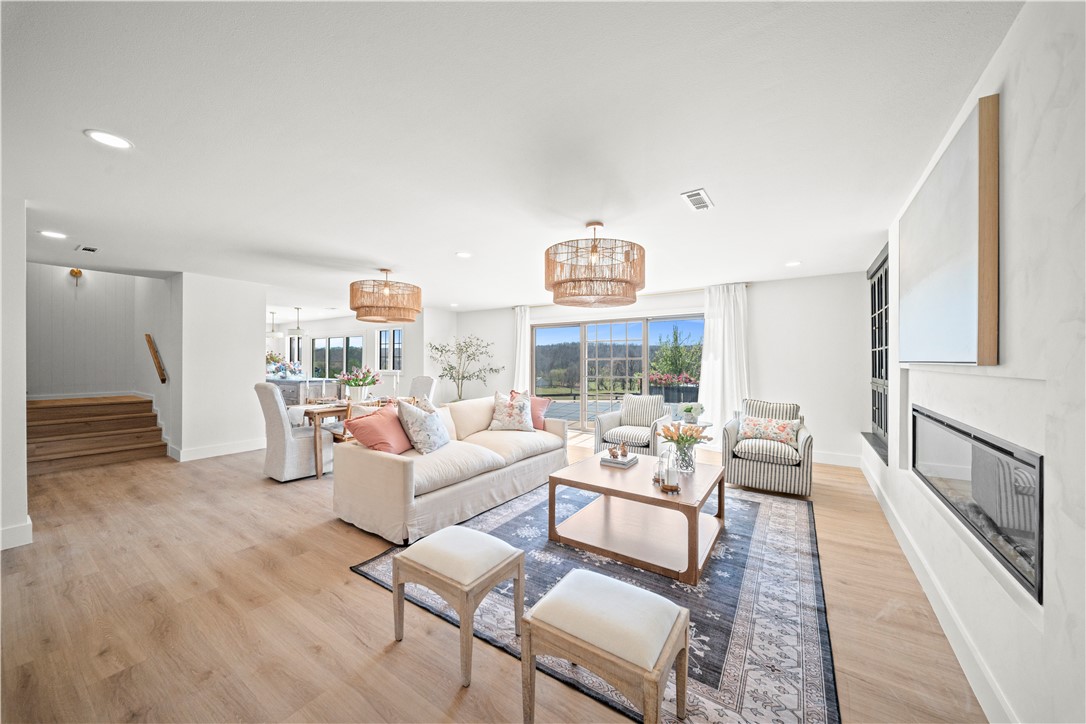 507 - 627 Reed Valley