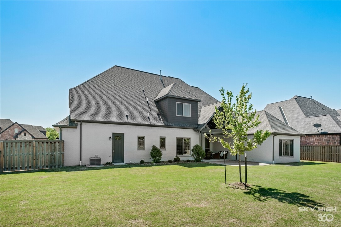 Oak Tree - Residential