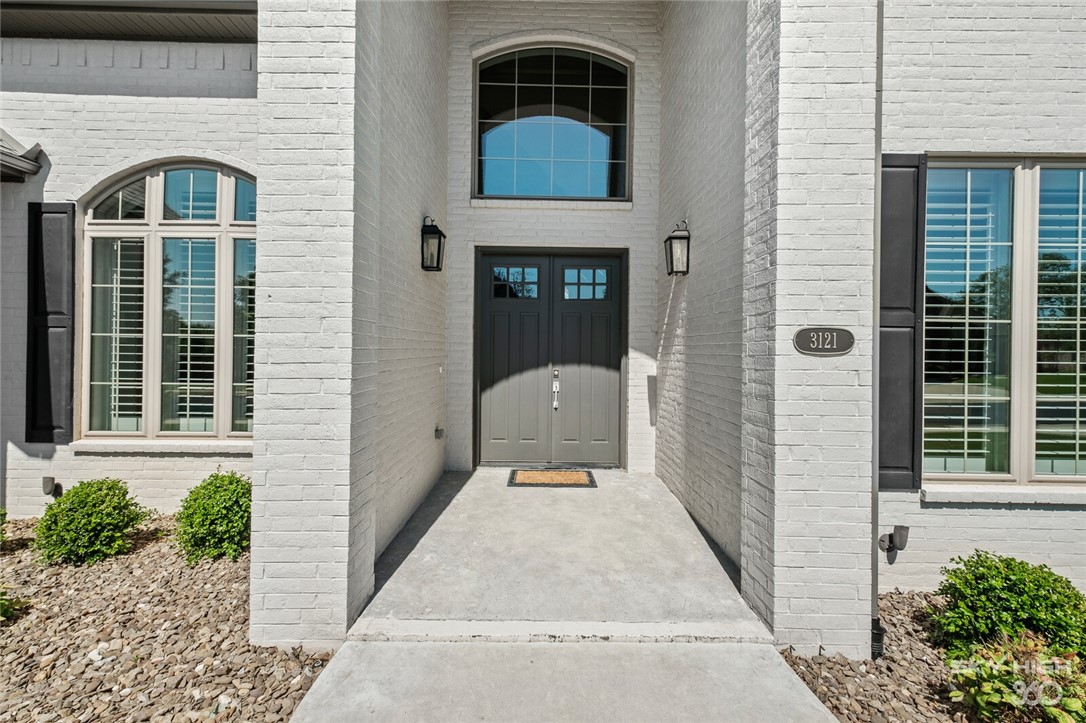 Oak Tree - Residential