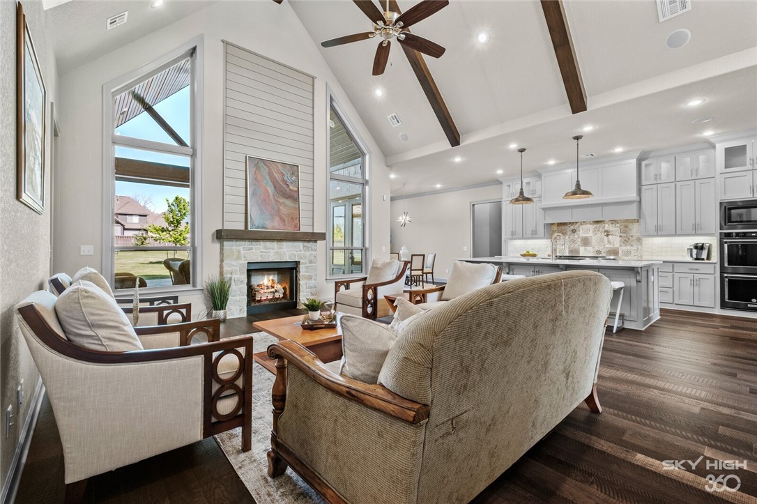 Oak Tree - Residential