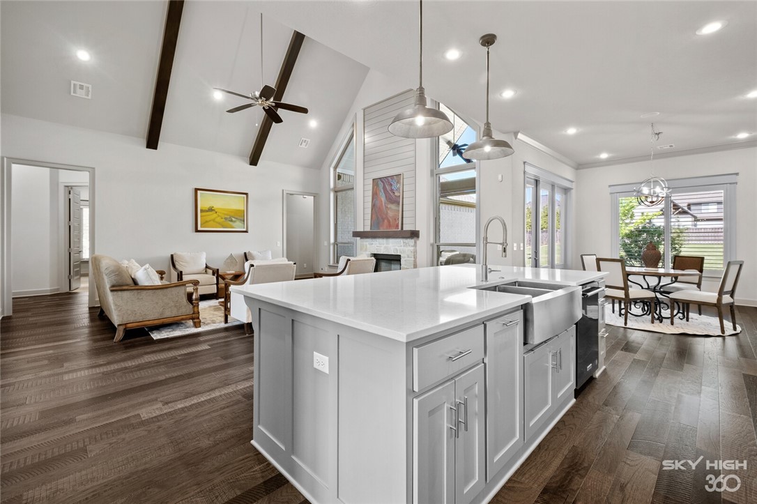 Oak Tree - Residential