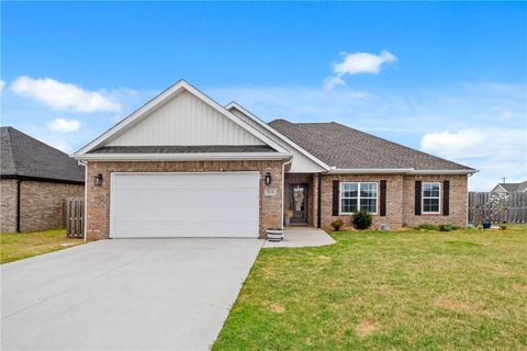 Photo of 924 Laux Lane, Pea Ridge, AR 72751 (MLS # 1341770)