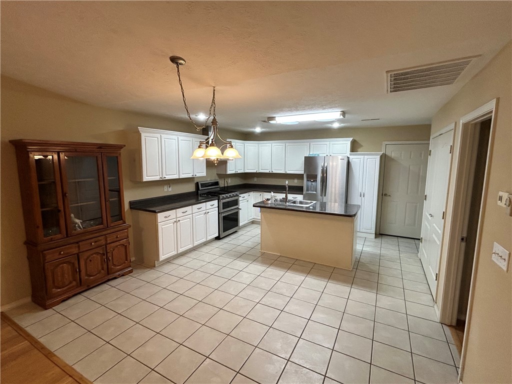 Cimarron Village Ph Ii - Residential