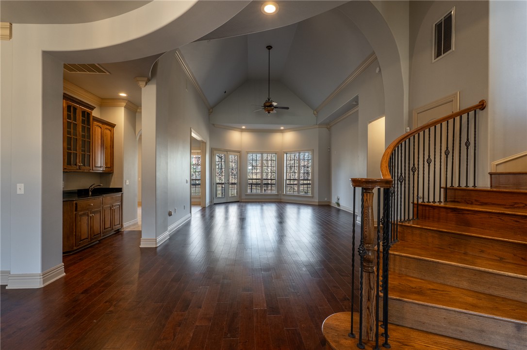 Pinnacle Gardens Sub Rogers - Residential Lease