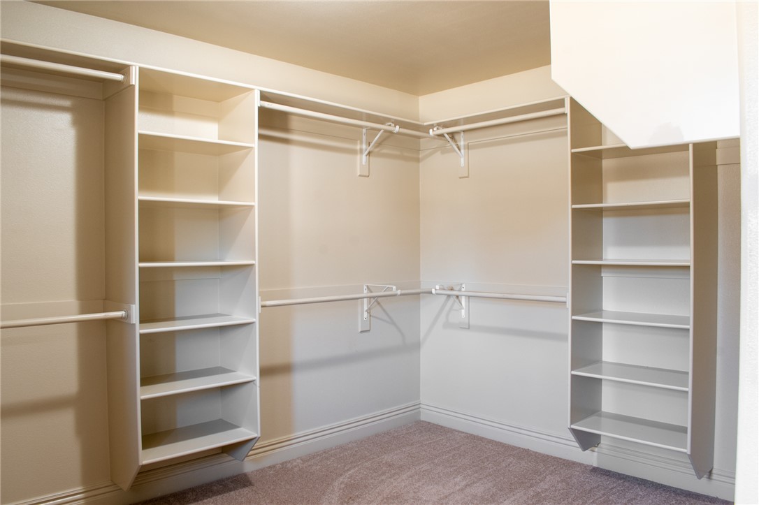 Pinnacle Gardens Sub Rogers - Residential Lease