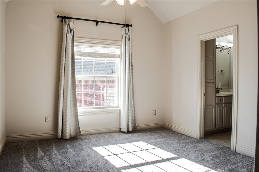 Pinnacle Gardens Sub Rogers - Residential Lease