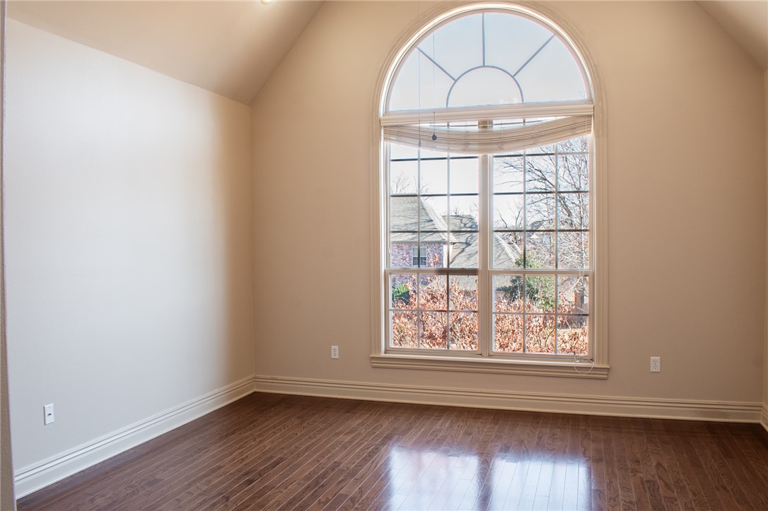 Pinnacle Gardens Sub Rogers - Residential Lease