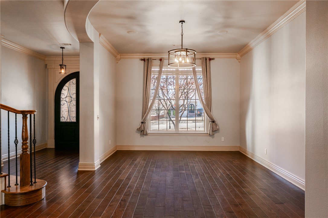 Pinnacle Gardens Sub Rogers - Residential Lease