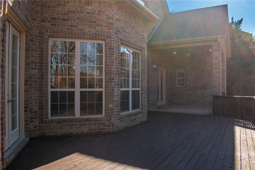 Pinnacle Gardens Sub Rogers - Residential Lease