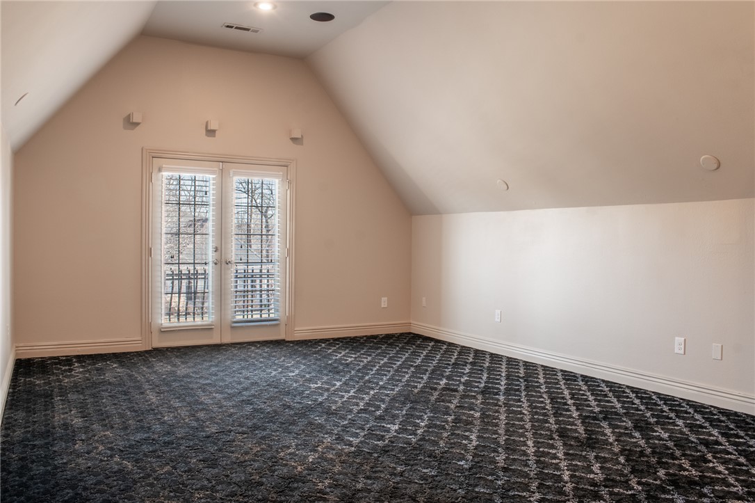 Pinnacle Gardens Sub Rogers - Residential Lease