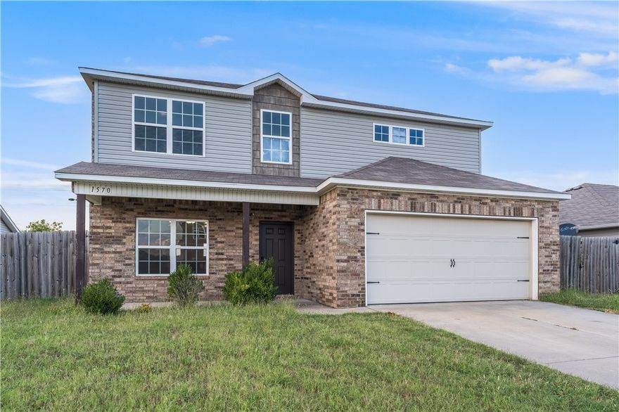 Move-in ready in West Centerton! Fresh paint throughout, new laminate flooring on the main level, and plush new carpet upstairs. The kitchen boasts granite countertops, and all appliances convey for true move-in convenience. Main-level primary suite with two oversized walk-in closets, plus spacious bedrooms and a versatile bonus/game room upstairs. This home delivers exceptional value in one of Centerton’s most desirable areas—an opportunity you won’t want to miss!
