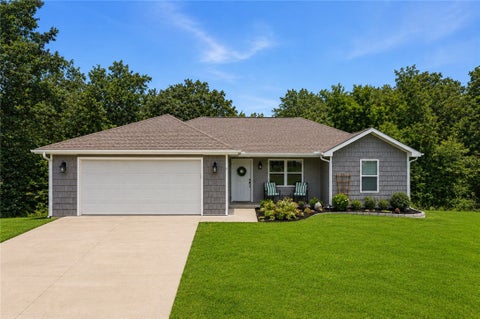 Photo of 9 Hebrides Drive, Bella Vista, AR 72715 (MLS # 1358947)