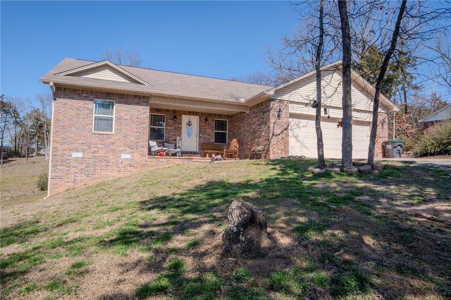 Welcome to 197 Pebble Branch Ln in Russellville where you’ll enjoy peaceful, out-of-town living just 10–15 minutes from shopping, dining, and everyday essentials.
Built in 2019, this 3-bedroom, 2-bath home sits on a spacious 1.08-acre lot, offering privacy and room to roam. The functional layout features inviting living spaces and a comfortable primary suite with a private bath.
Whether you’re looking for space to garden, entertain, or simply relax and enjoy the quiet surroundings, this property delivers the perfect blend of modern comfort and country charm all while staying close to town conveniences.