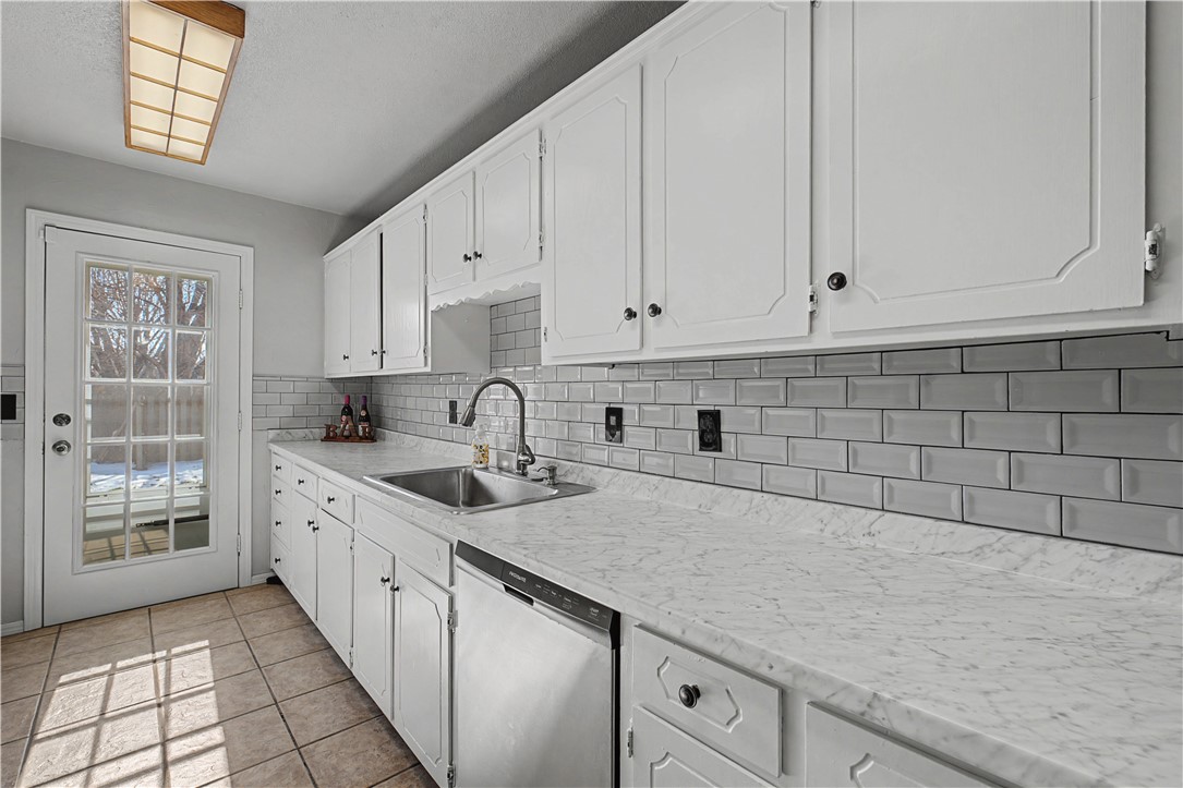 33-20-30-BENTONVILLE - Residential