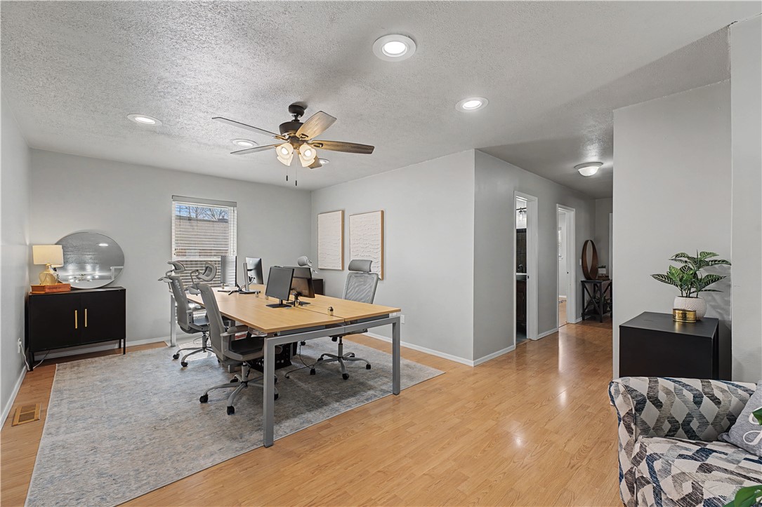 33-20-30-BENTONVILLE - Residential