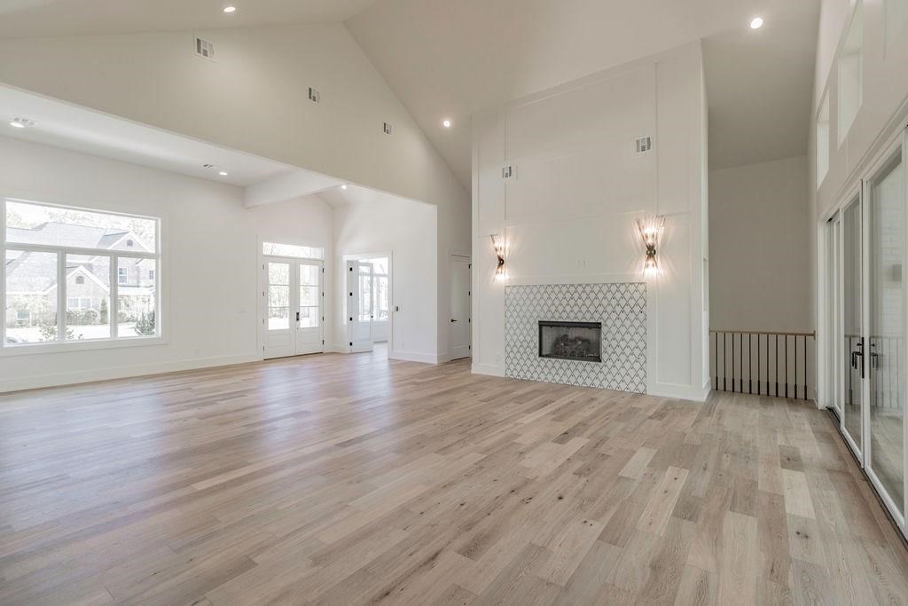 Oak Tree Centerton - Residential