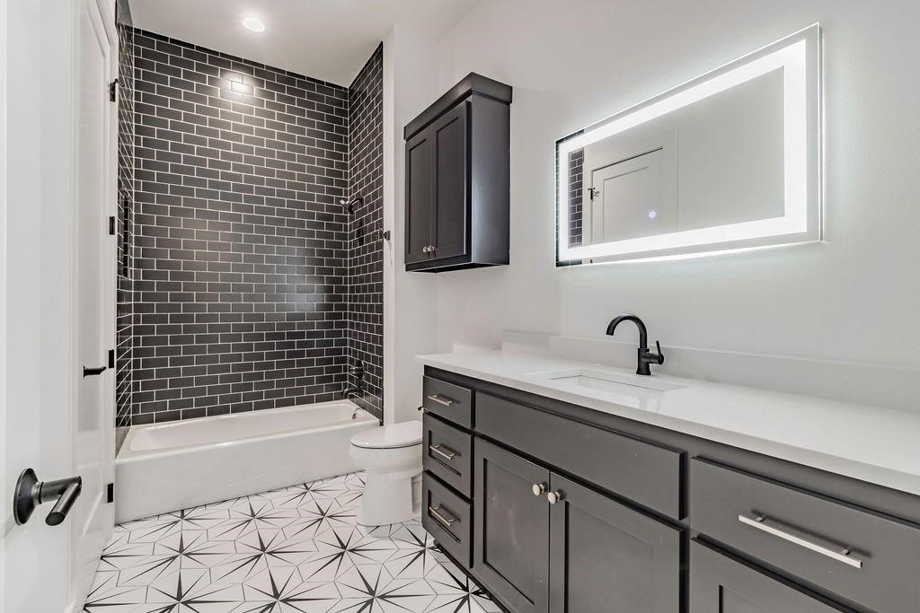 Oak Tree Centerton - Residential