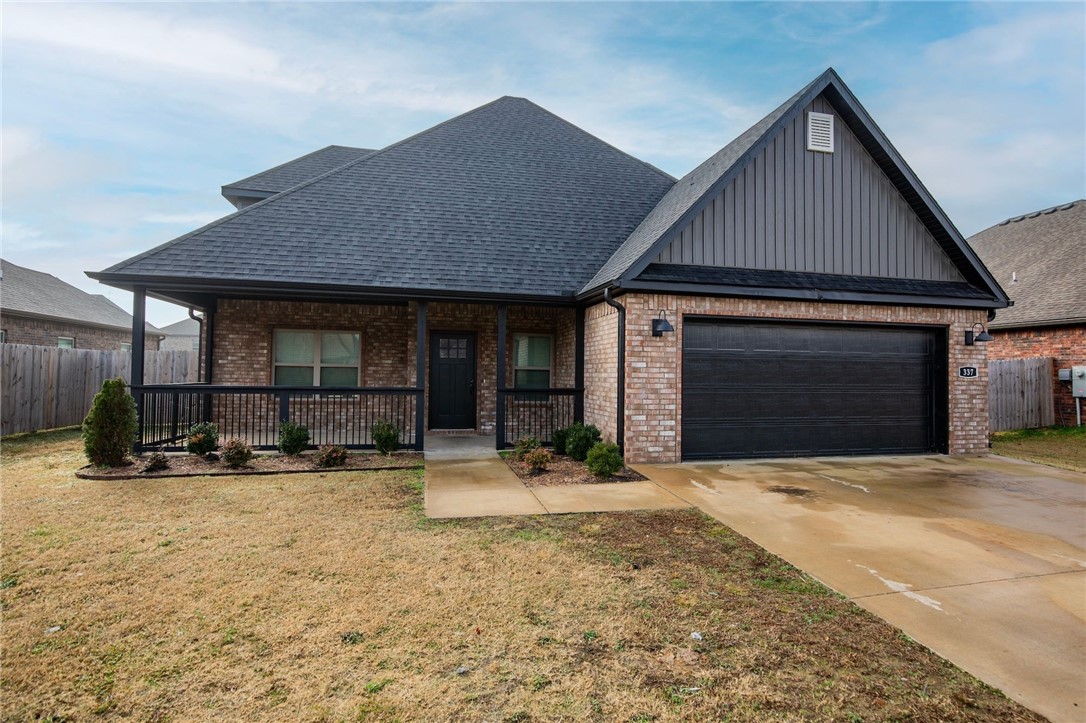 Rustic Flats - Residential Lease