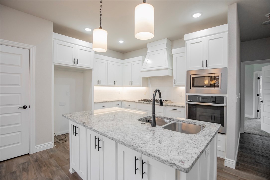 Rustic Flats - Residential Lease