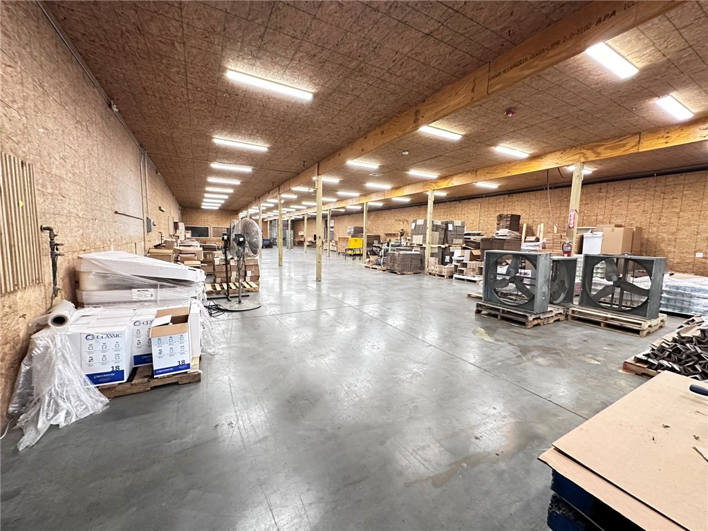 Lowell Indust Park Lowell - Commercial Lease