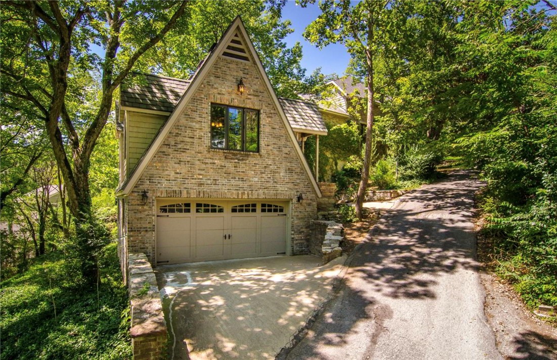 Riley & Armstrong - Residential