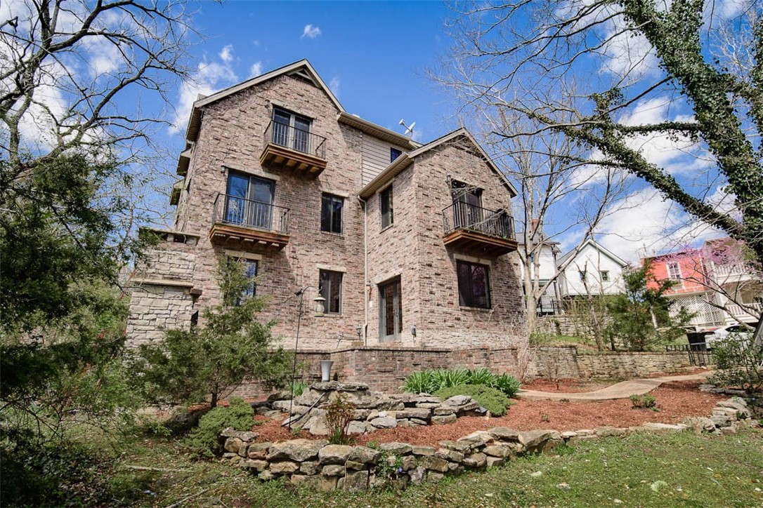 Riley & Armstrong - Residential